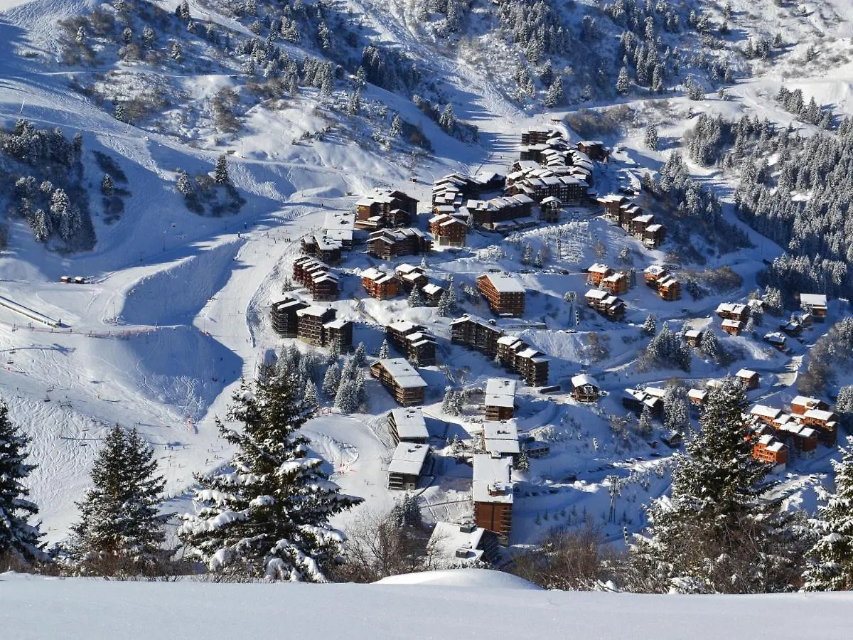 Simplistic Apartment In M Ribel Near Les 3 Vall Es Meribel France