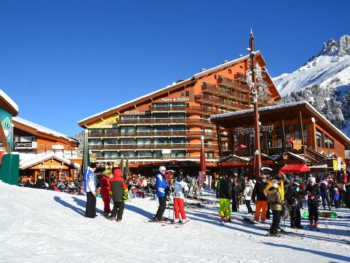 Simplistic Apartment In M Ribel Near Les 3 Vall Es Meribel 0*,  France